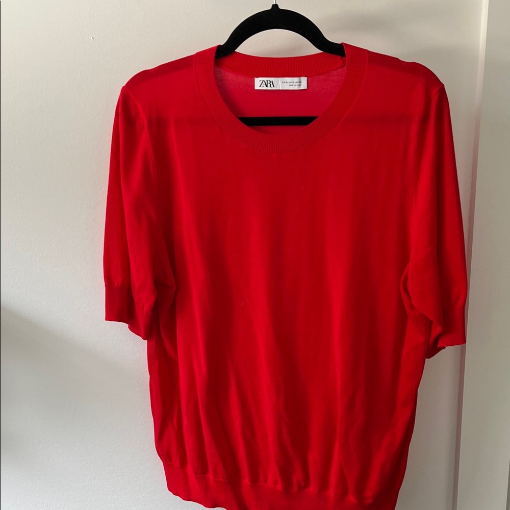 Zara Red Crew Neck Short-Sleeve Sweater